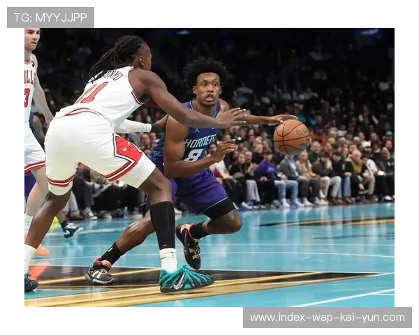 吉迪15分6篮板9助攻准三双 公牛控卫组织能力在线